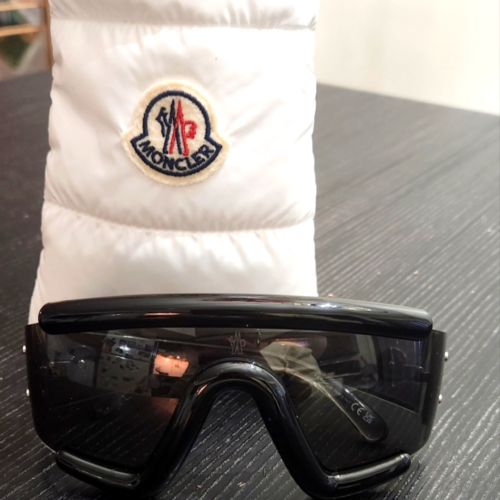 Moncler Black Sunglasses with White Case